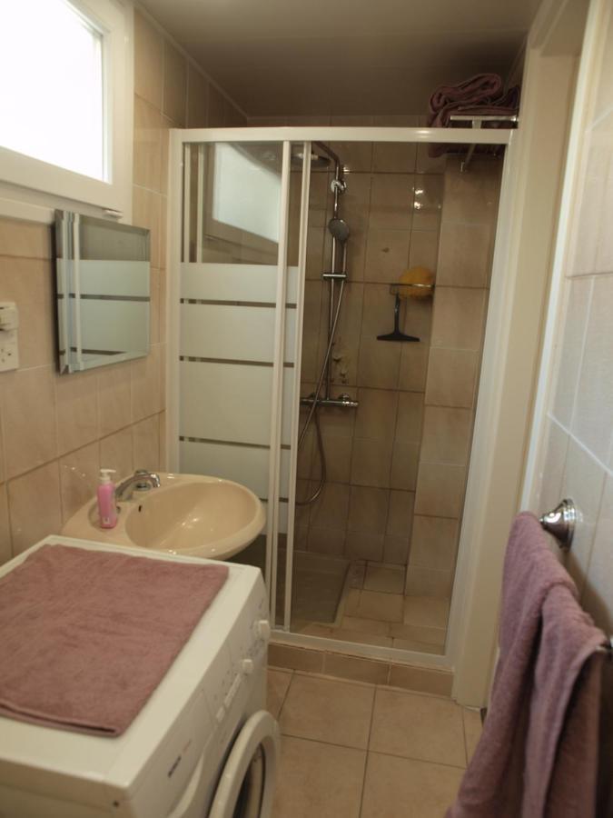 Moon-Light Studio Hotel Larnaca Bagian luar foto